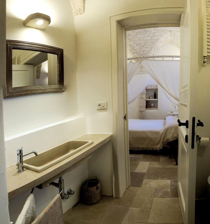 أوستوني La Vecchia Tabaccheria B&B الغرفة الصورة
